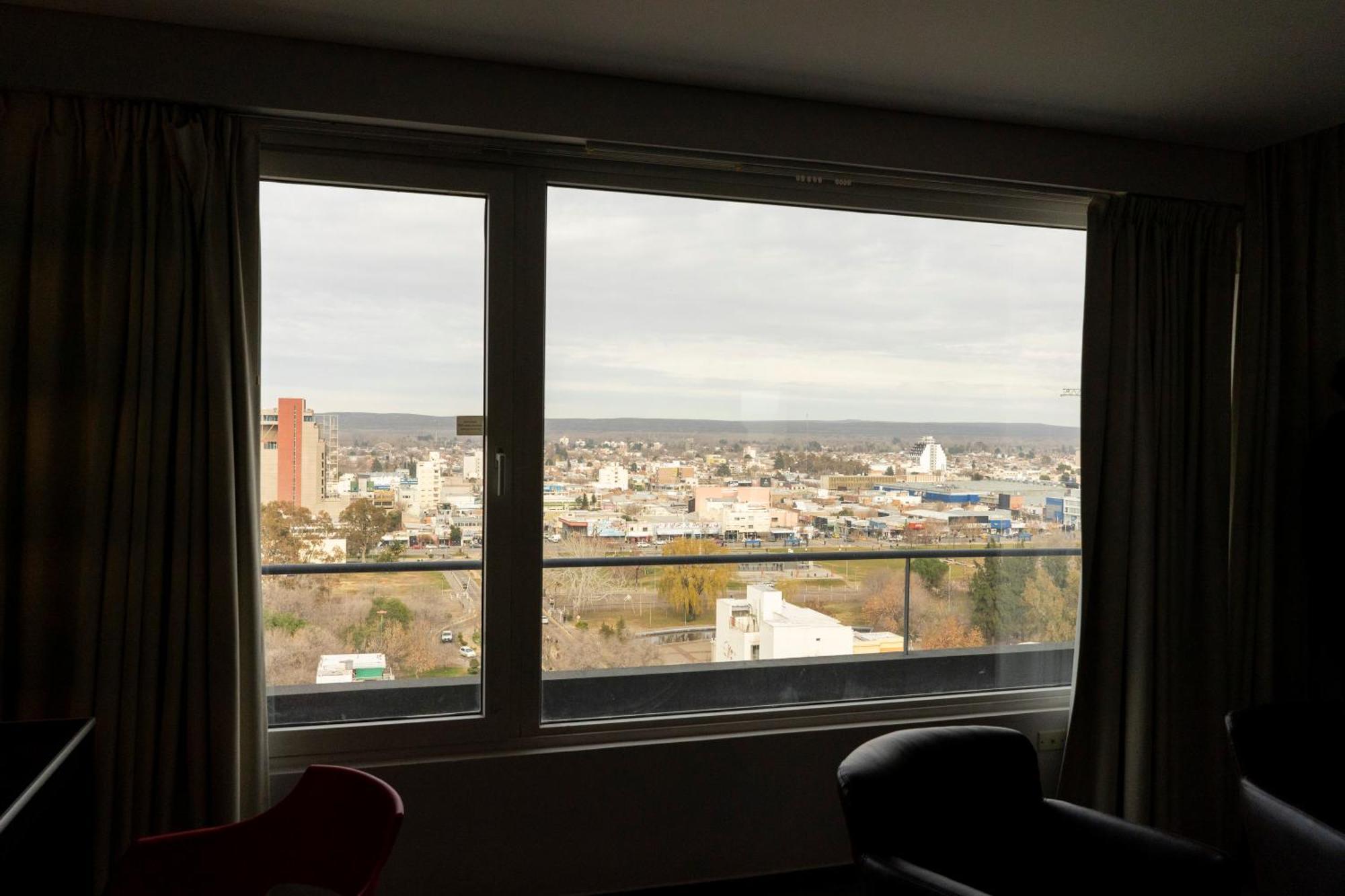 Hotel Neu 354 Neuquén Kültér fotó