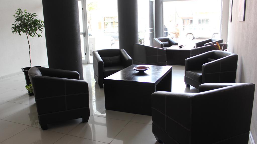 Hotel Neu 354 Neuquén Kültér fotó